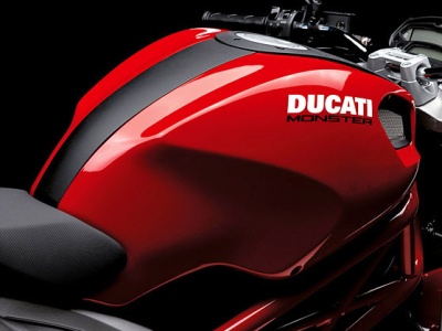 ducati-monster-696-4.jpg